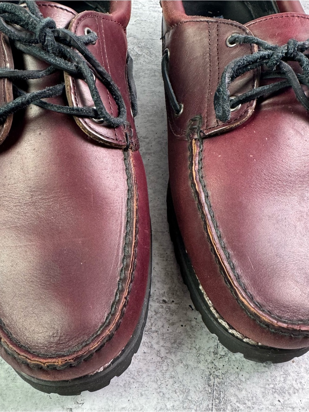 Timberland Custom 3-Eye Lug Handsewn Boat Shoes Burgundy Leather Men's 12 W/L - Picture 3 of 8